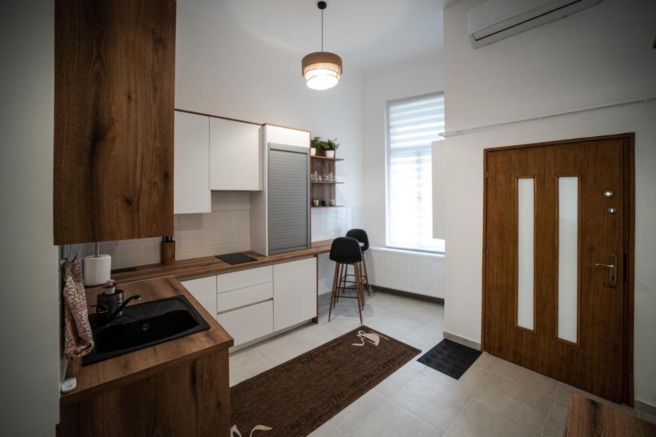Volenter Lux Apartment Uno 바야 외부 사진
